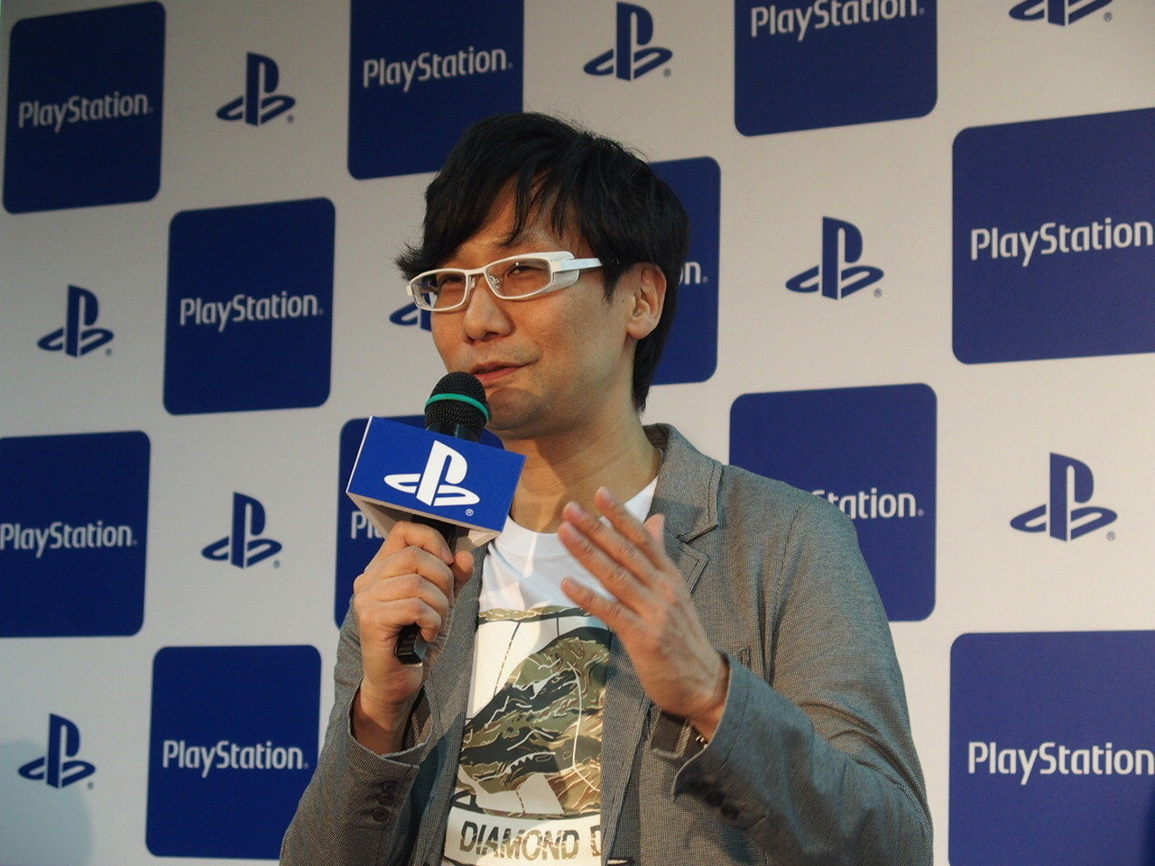 Hideo Kojima parle de MGSV et de MGS1 dans le Fox Engine