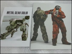 Unboxing du magnifique Metal Gear Rex sign Threea !