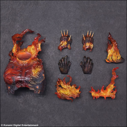 La figurine Play Arts Kay du Man on Fire, le démon en flamme, datée en images
